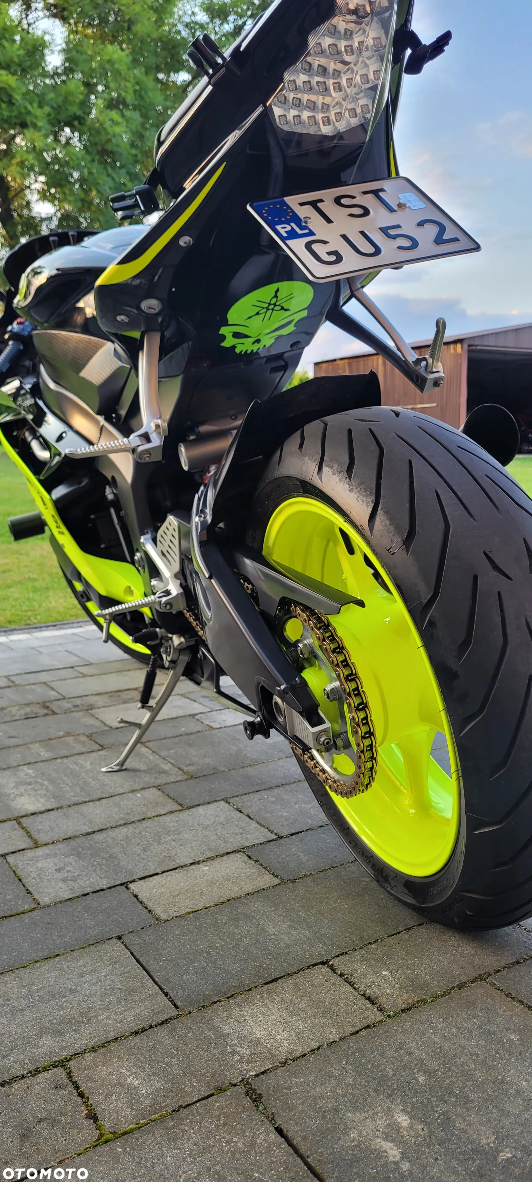 Yamaha R6 - 7