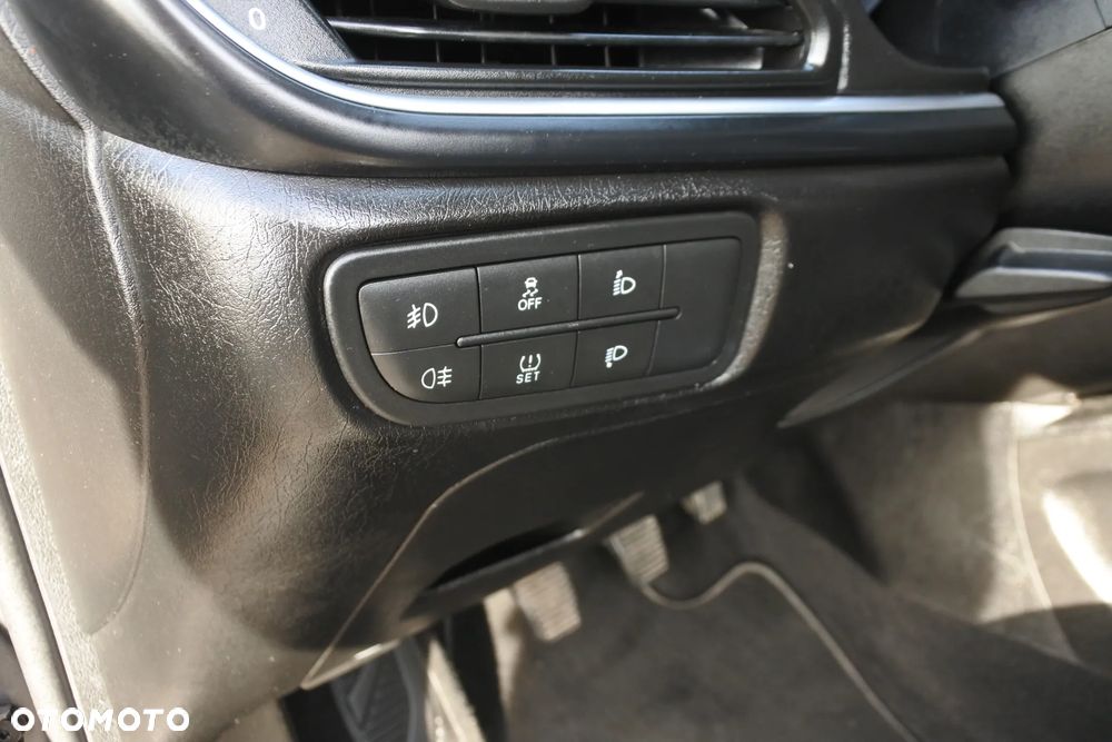 Fiat Tipo Kombi 1.6 MultiJet Lounge - 28