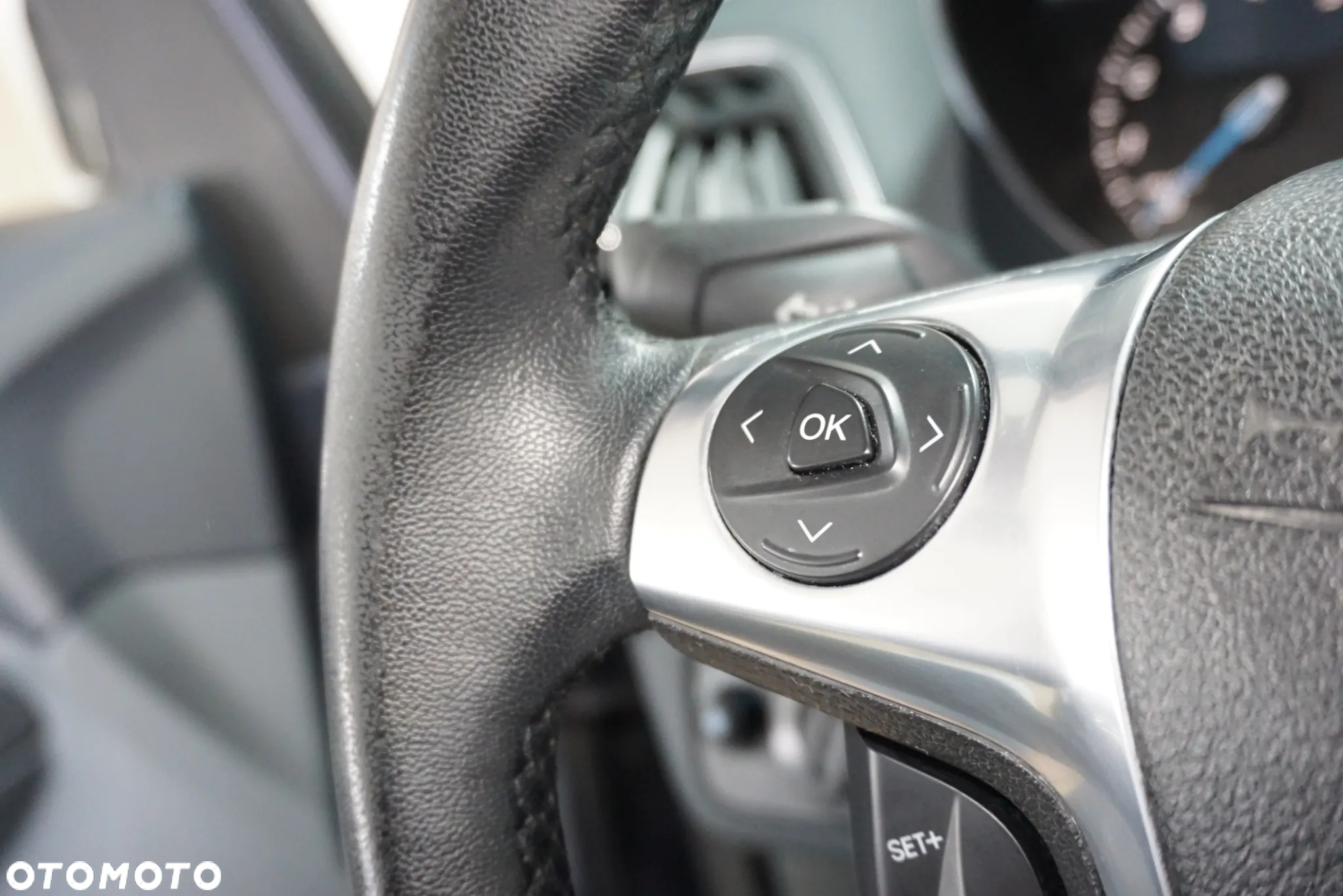 Ford C-MAX 1.6 Edition - 24