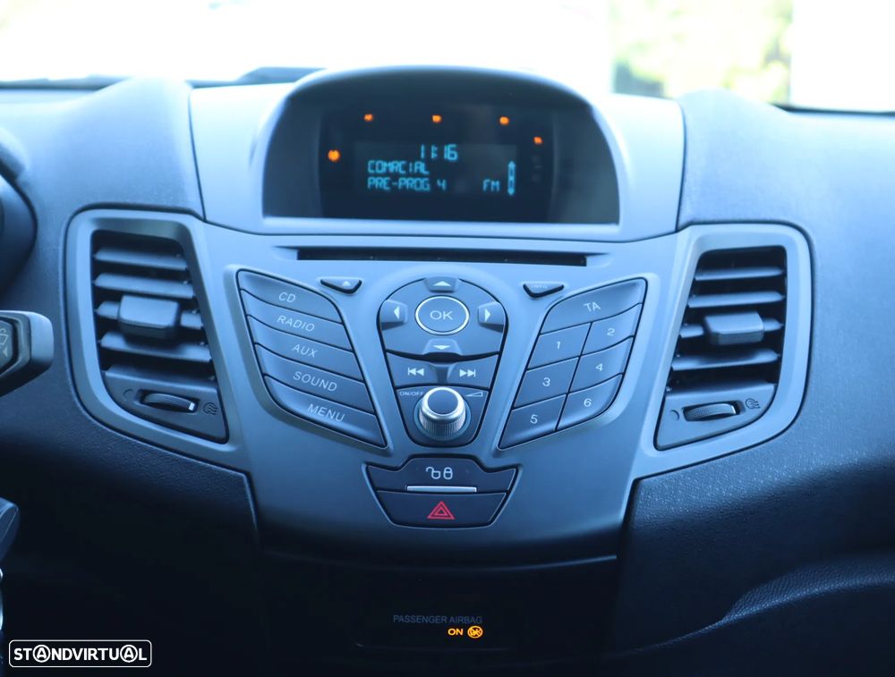 Ford Fiesta 1.0 Ti-VCT Trend - 39