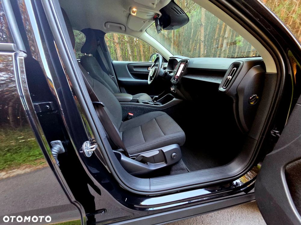 Volvo XC 40 T2 Essential - 11