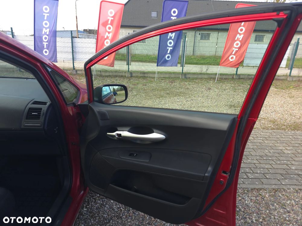 Toyota Auris 1.33 VVT-i Edition - 15