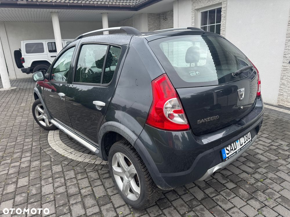 Dacia Sandero 1.6 MPI Stepway - 4