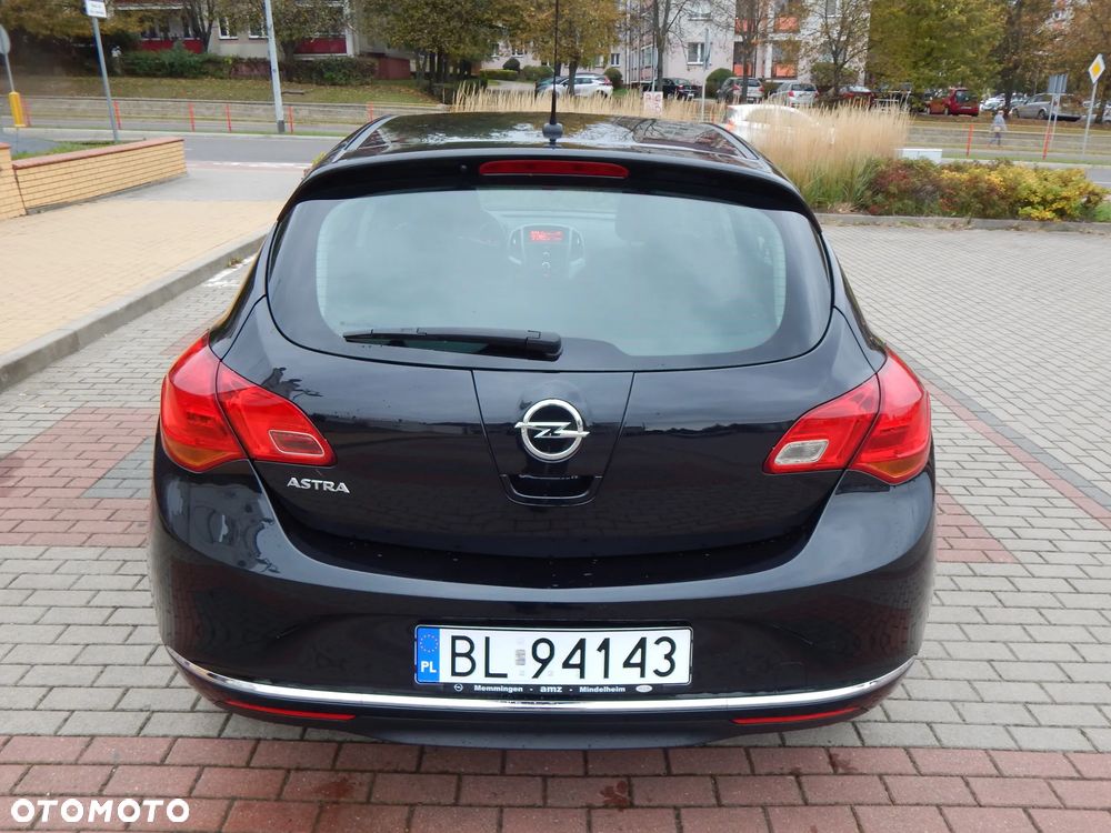 Opel Astra 1.6 Enjoy - 29