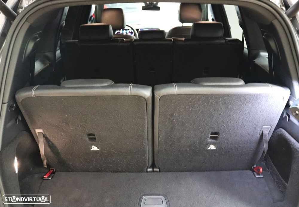 Mercedes-Benz GLB 180 d Progressive - 43