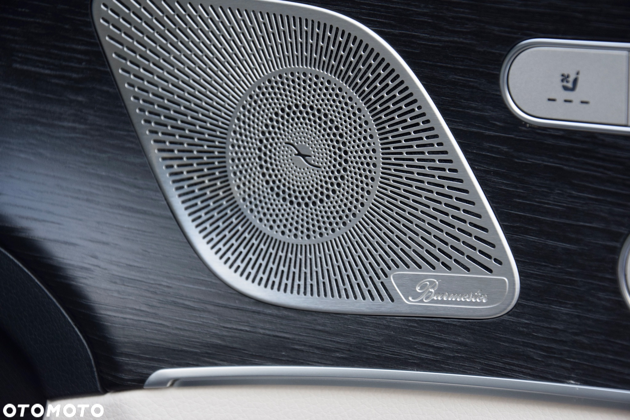 Mercedes-Benz GLE - 21