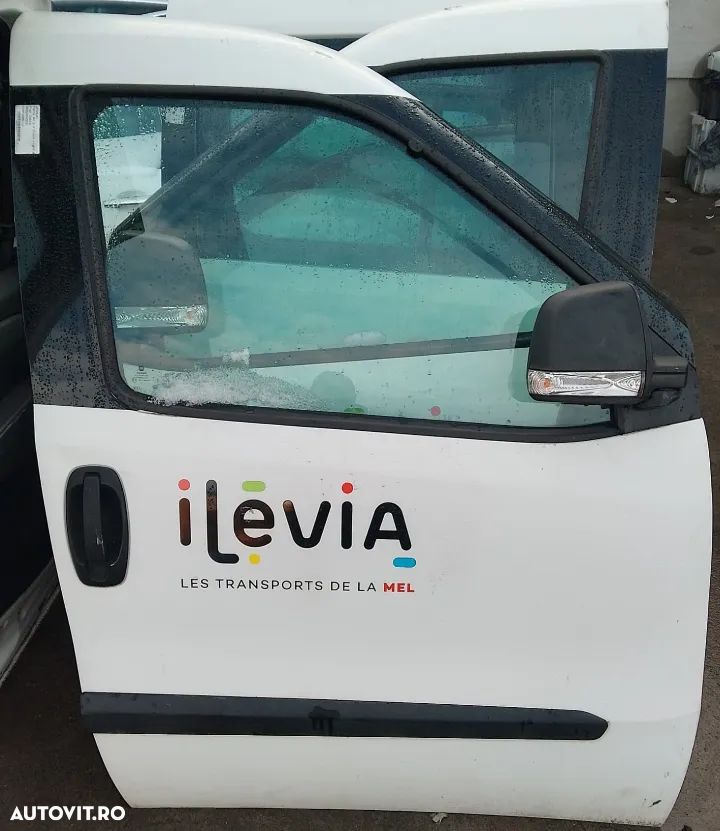 Vindem usa dreapta fata complecta fara oglinda pentru Fiat Doblo 2014 - 1