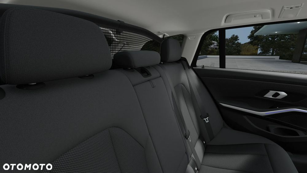 BMW Seria 3 330e PHEV xDrive - 11