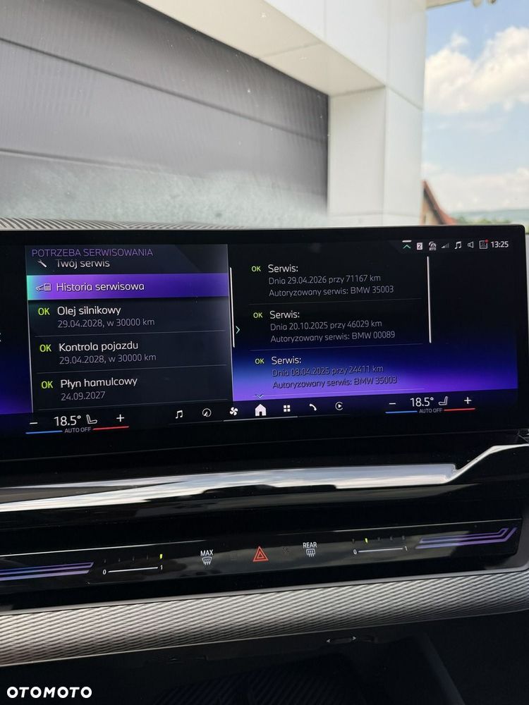 BMW Seria 5 520d xDrive - 24