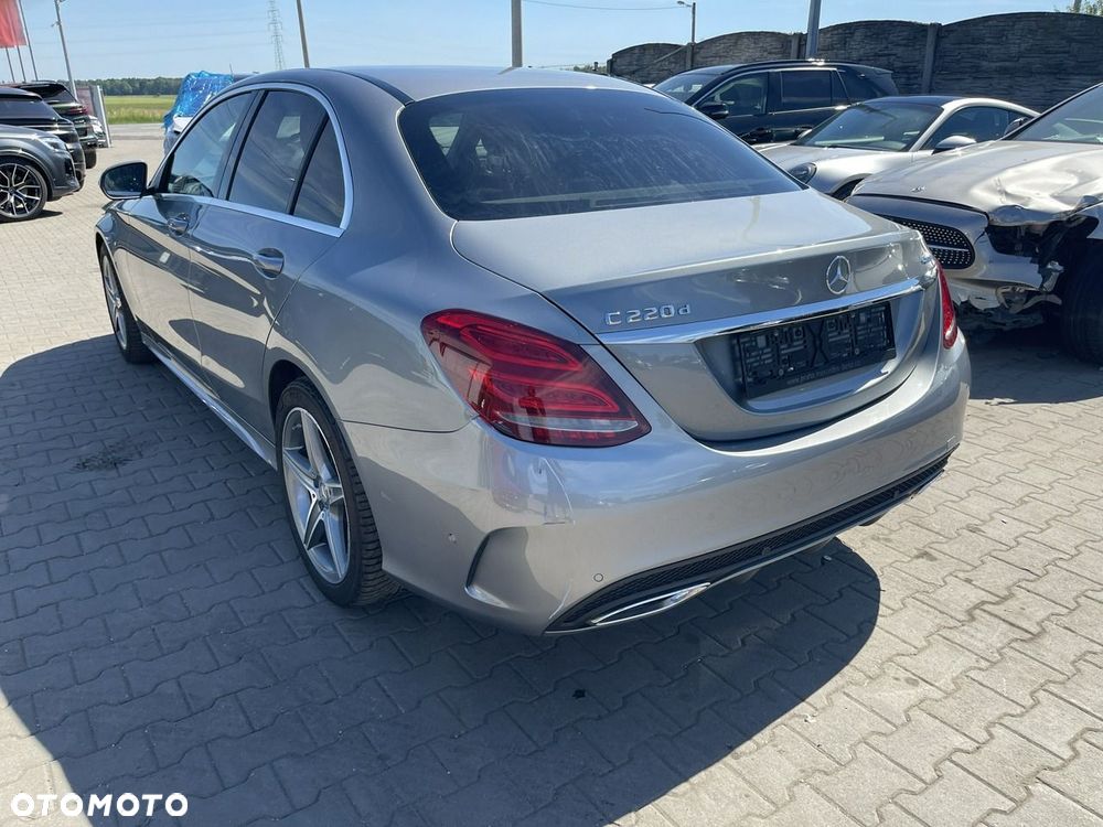 Mercedes-Benz Klasa C 220 d 4Matic 9G-TRONIC AMG Line - 2