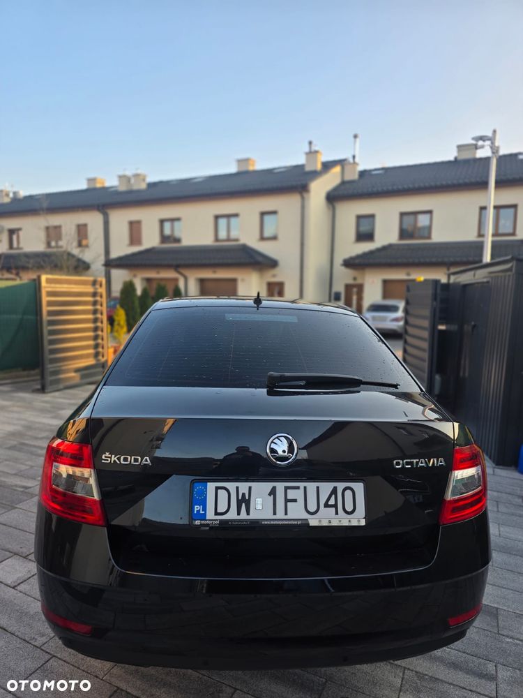 Skoda Octavia 2.0 TDI SCR Ambition - 6