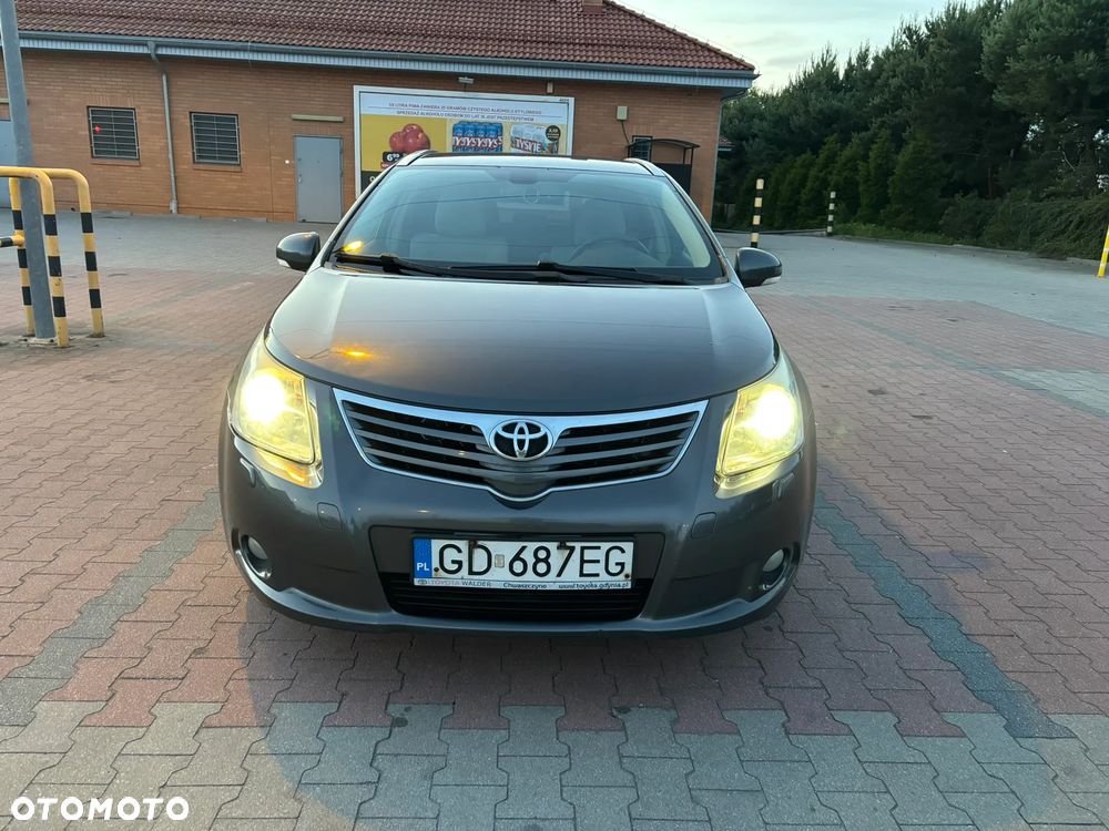 Toyota Avensis 2.0 Sol EU5 MS - 4