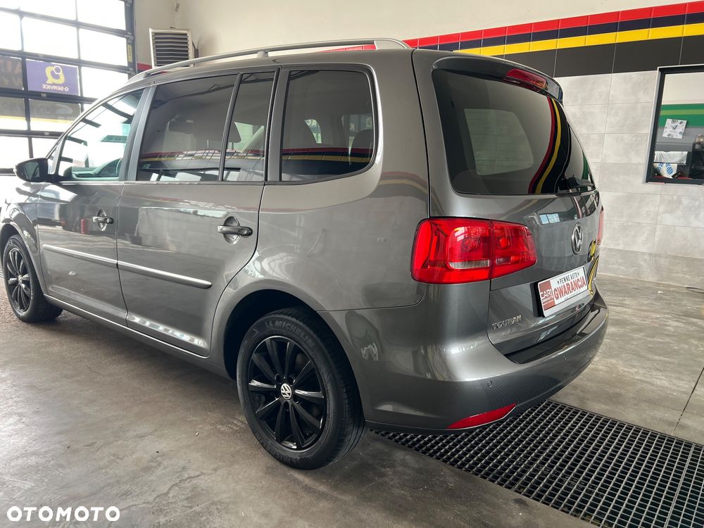 Volkswagen Touran 2.0 TDI DPF Comfortline DSG - 8