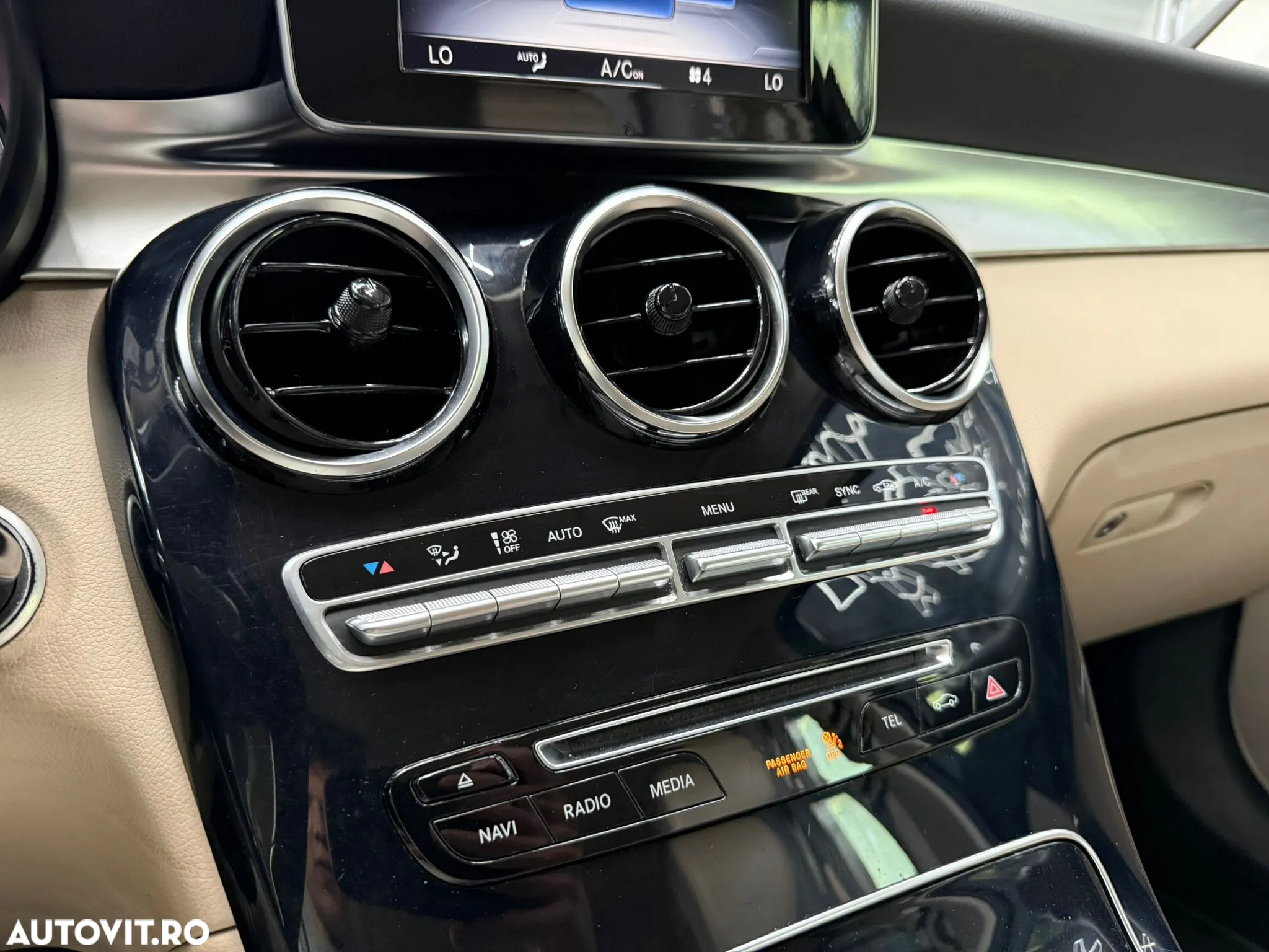 Mercedes-Benz GLC 250 4MATIC - 15