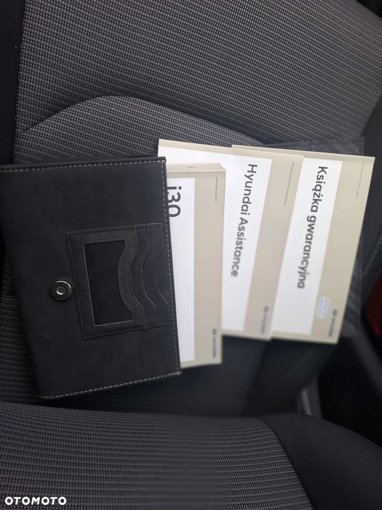 Hyundai i30 1.0 T-GDI Classic + - 21