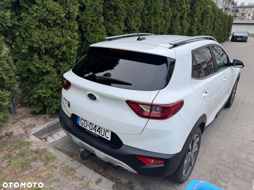 Kia Stonic 1.4 L - 6