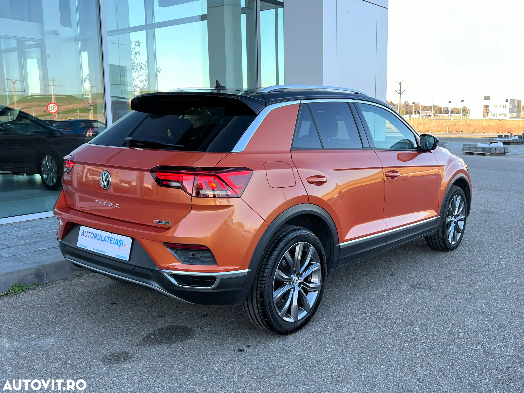 Volkswagen T-ROC 2.0 TDI 4Mot DSG Sport - 12