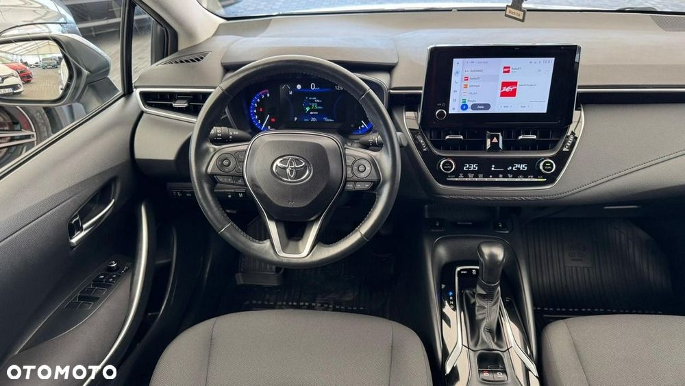 Toyota Corolla - 32