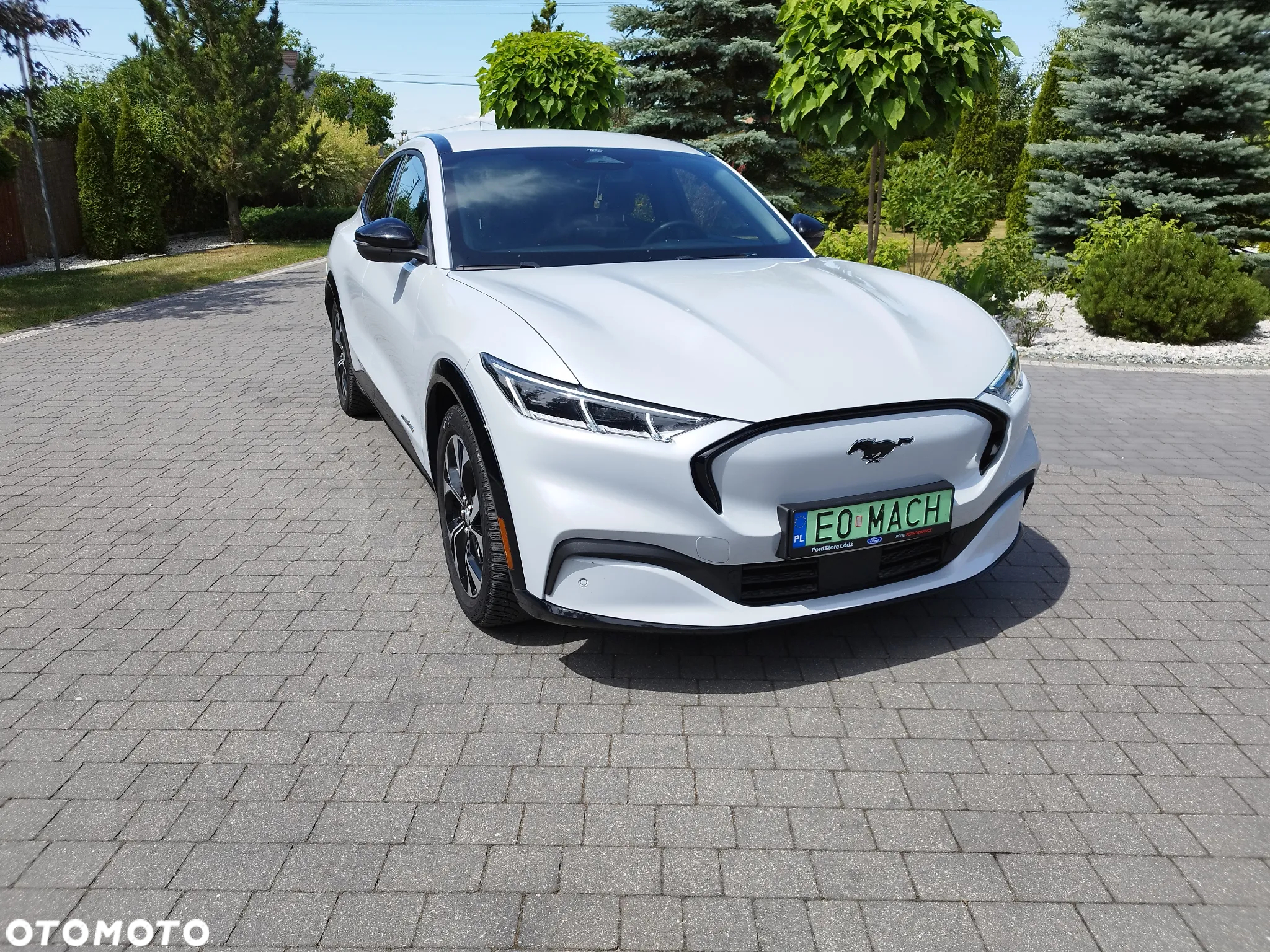 Ford Mustang Mach-E 91 kWh AWD Premium - 9