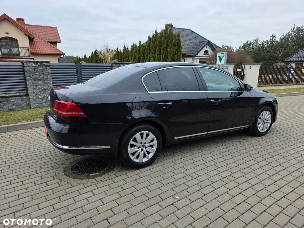 Volkswagen Passat 2.0 TDI Comfortline - 10