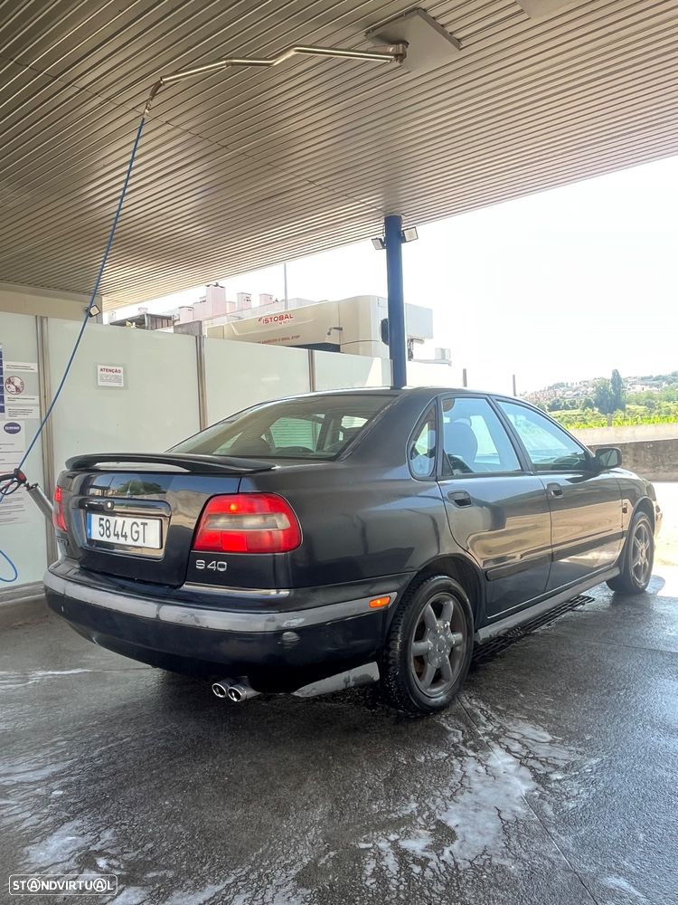 Volvo S40 2.0 - 1
