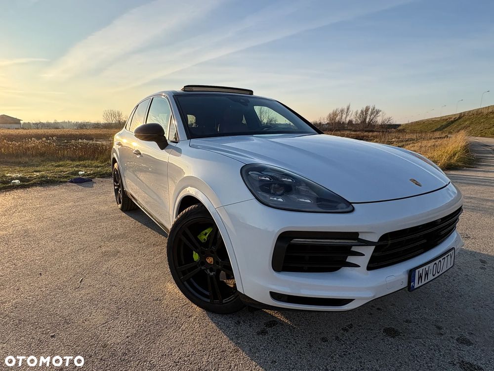 Porsche Cayenne E-Hybrid - 4