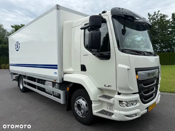 DAF LF 260 kontener 6m / ładowność 9600kg / JAK NOWY