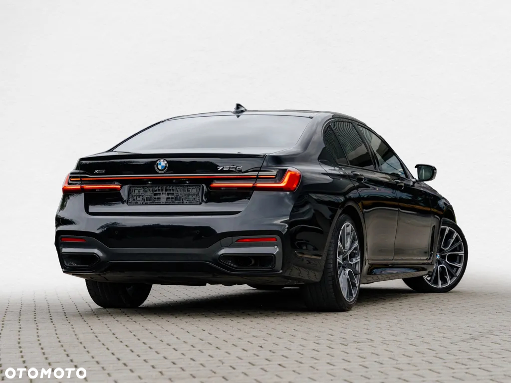 BMW Seria 7 750d xDrive - 2