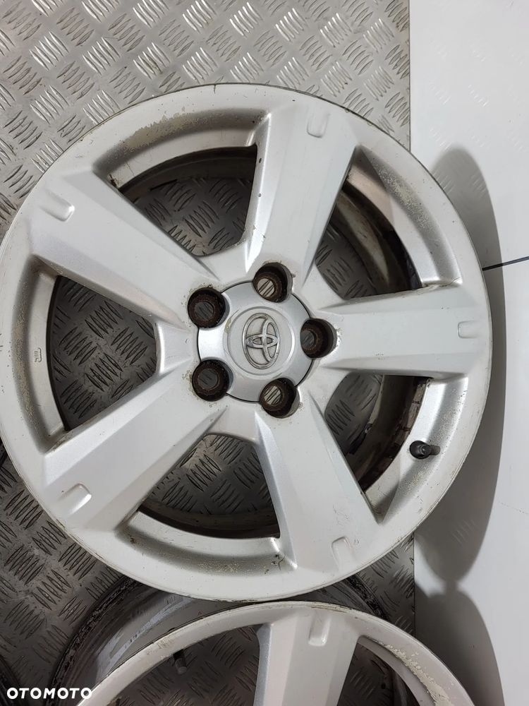 Toyota Rav4 III Felgi Aluminiowe 17 - 8
