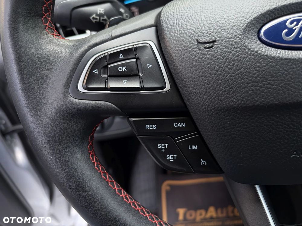 Ford Kuga 1.5 TDCi 2x4 Titanium - 22