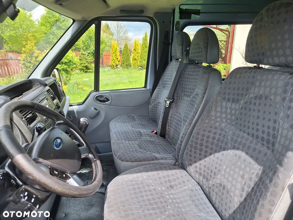Ford Transit - 22