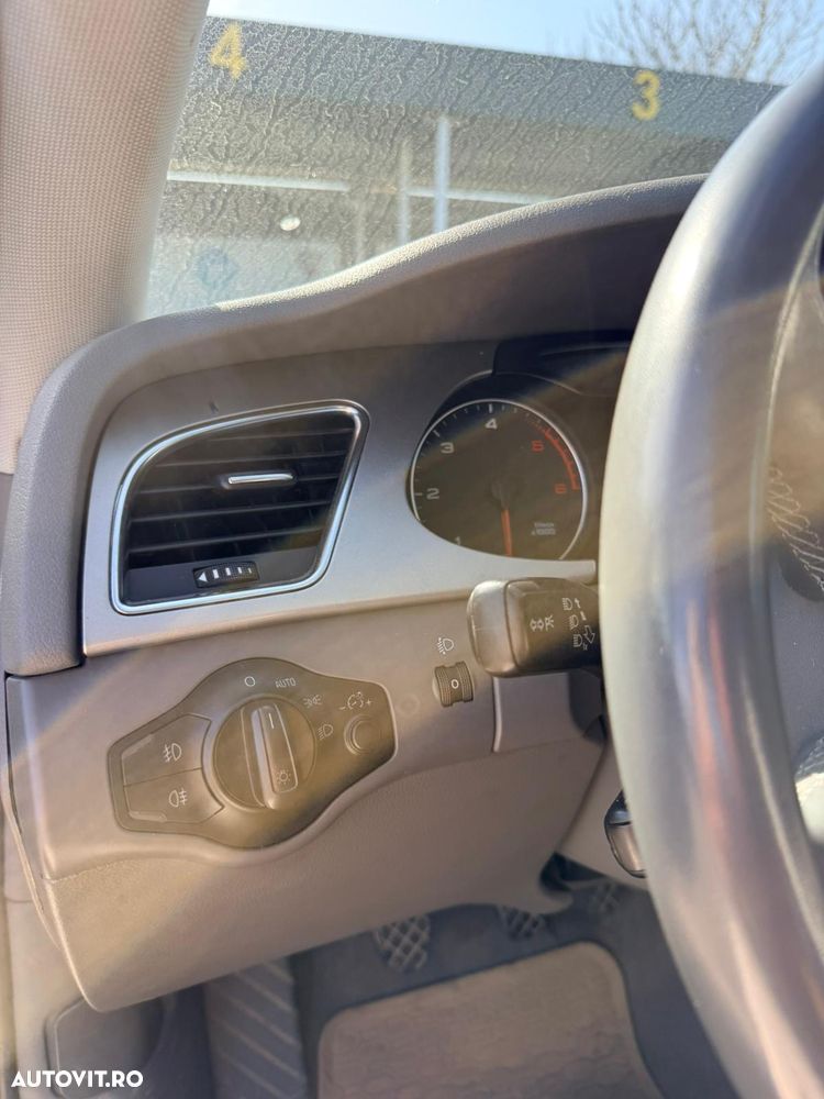 Audi A4 2.0 TDI B8 - 5