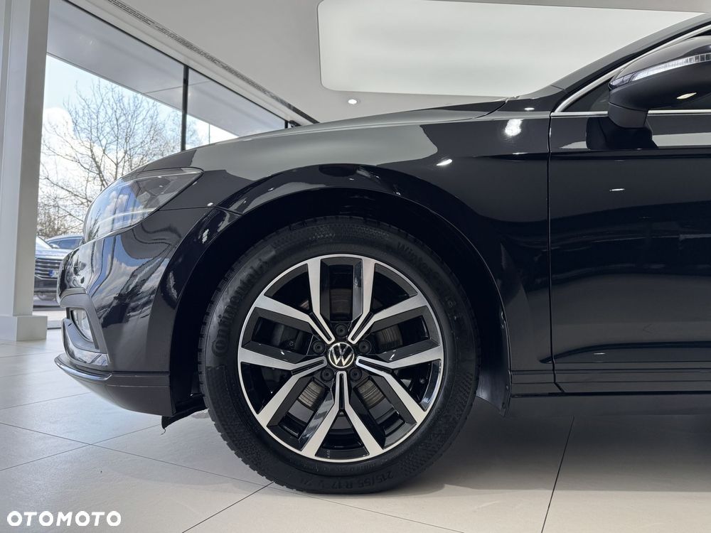 Volkswagen Passat - 19
