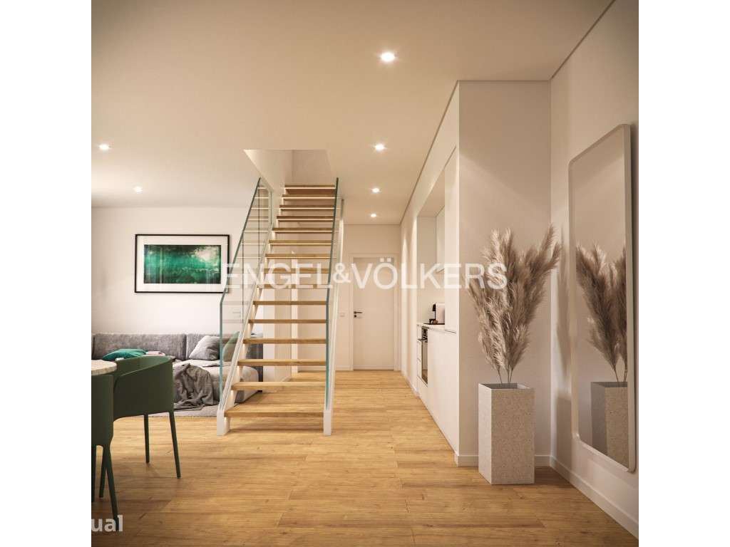 T2 Duplex Novo c/ Garagem e vista Cidade