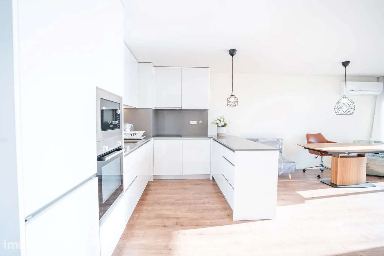 Apartamento T3 em Oliveira do Douro | Como NOVO - Grande imagem: 3/18