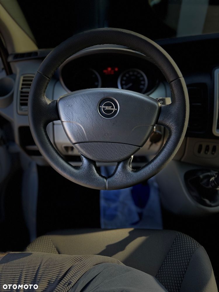 Opel Vivaro - 15