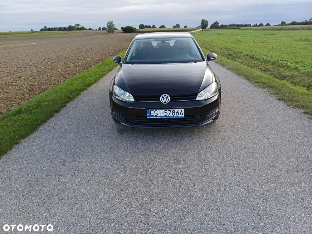 Volkswagen Golf - 2