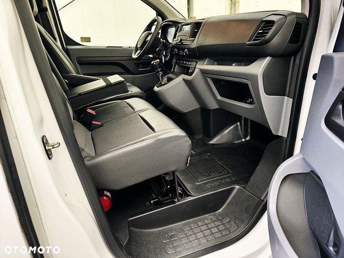 Toyota Proace - 40
