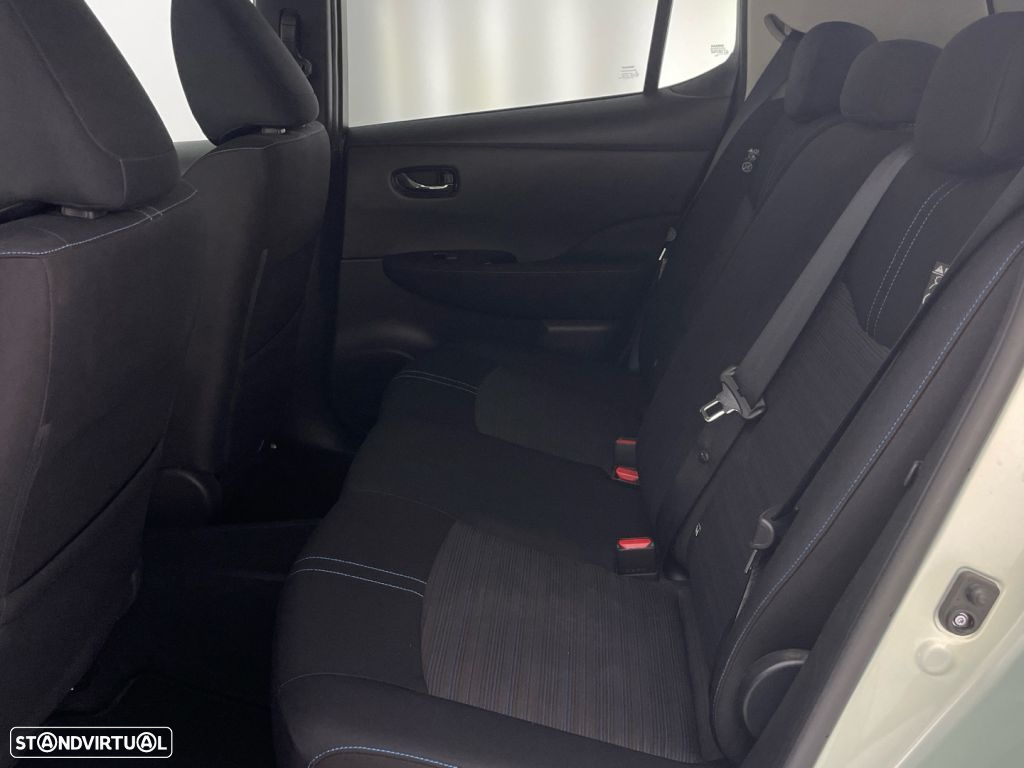 Nissan Leaf N-Connecta - 12