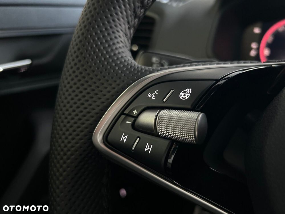 Skoda Karoq 1.5 TSI ACT Sportline DSG - 27
