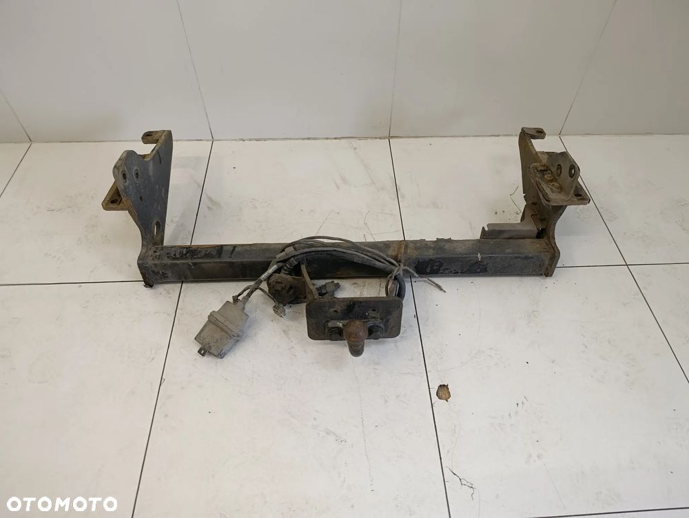 Hak holowniczy Renault Alaskan Navara NP300 D23 - 1