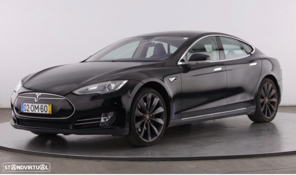 Tesla Model S 85 - 2