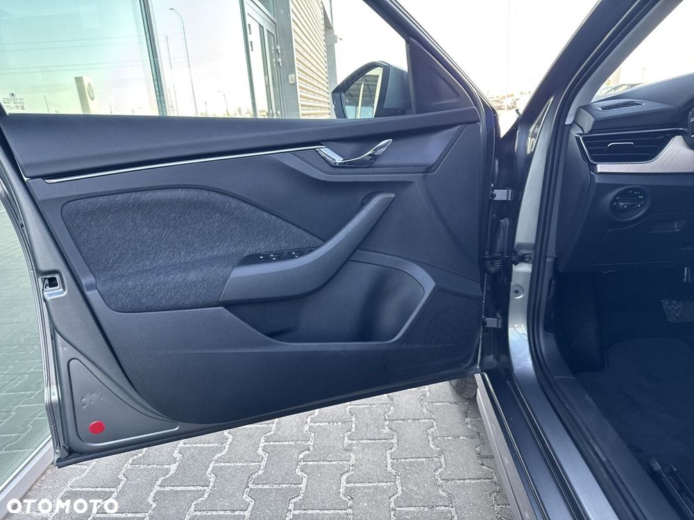 Skoda Kamiq 1.5 TSI Style DSG - 10