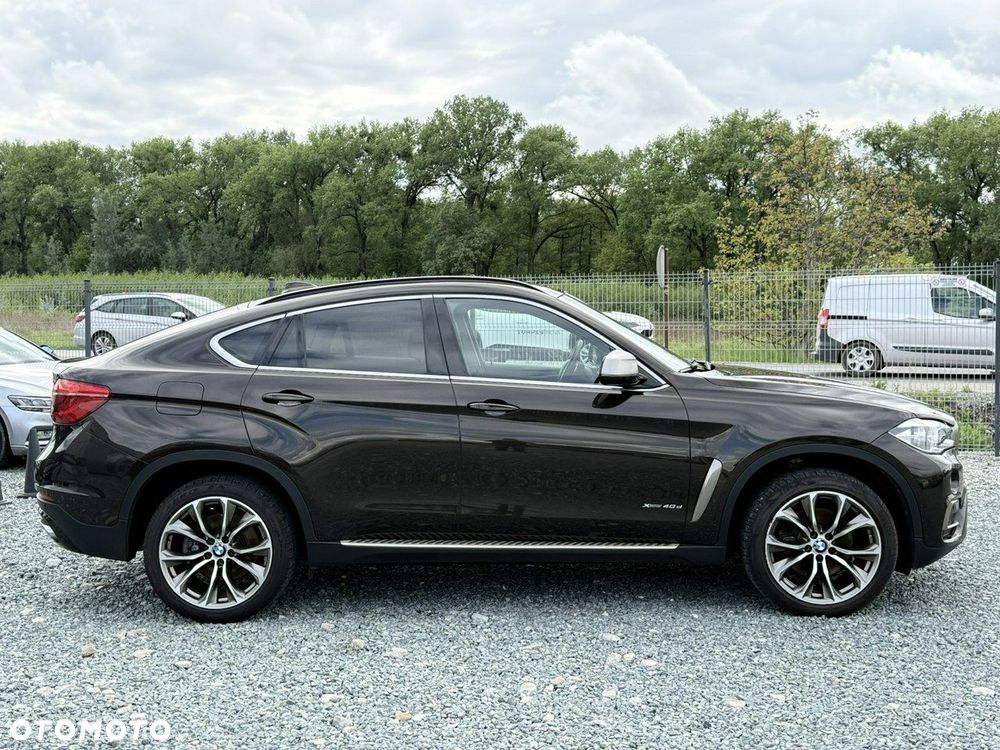 BMW X6 xDrive40d - 10