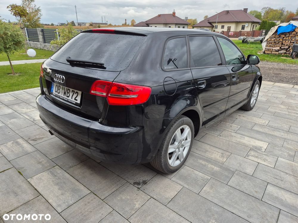 Audi A3 Sportback 1.6 Attraction - 4