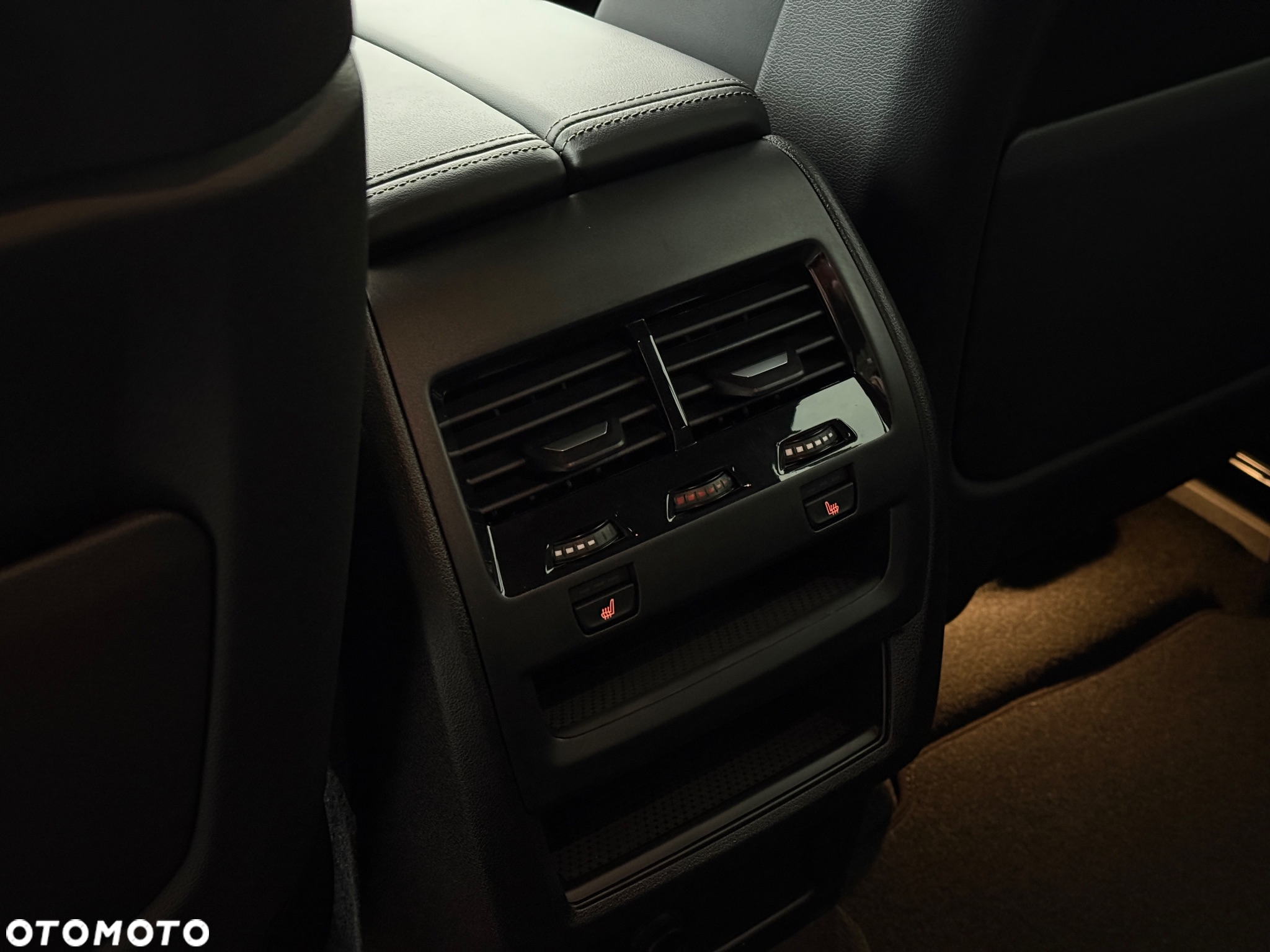 BMW X6 - 33