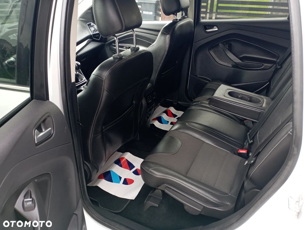 Ford Kuga - 15