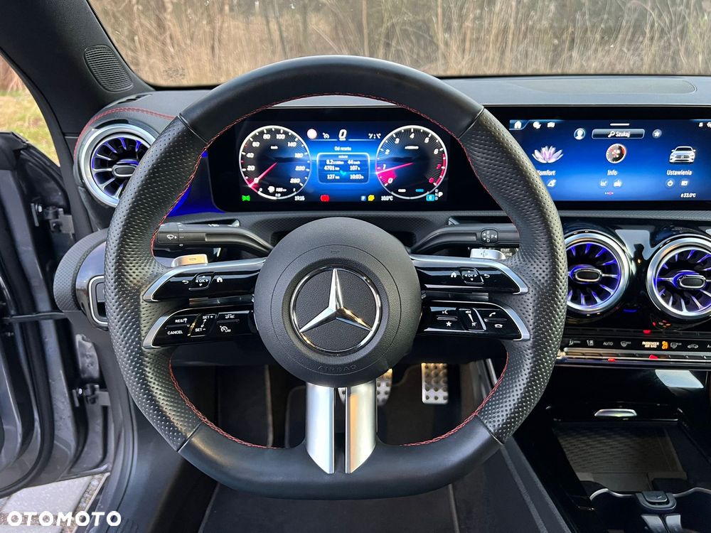 Mercedes-Benz CLA - 23