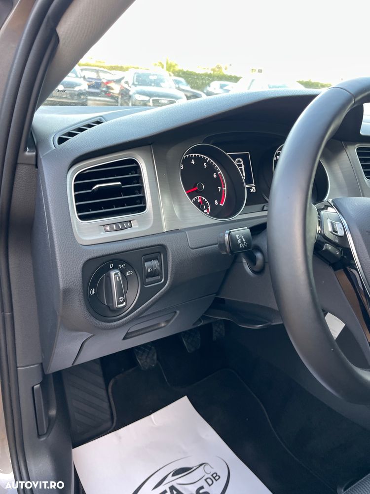 Volkswagen Golf 1.4 TSI BlueMotion Technology Comfortline - 32