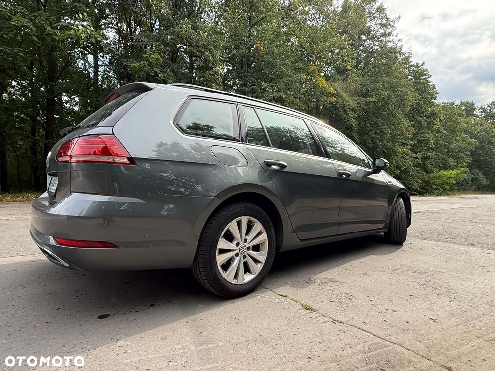 Volkswagen Golf - 14